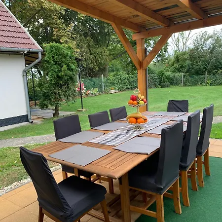 Prázdninový dům Balaton Family With 3 Bedrooms And Private , Private Parking