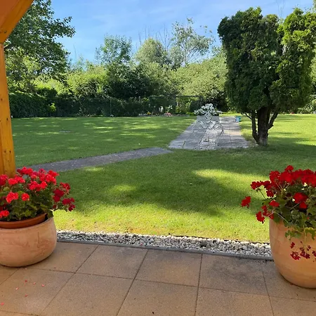 Balaton Family With 3 Bedrooms And Private , Private Parking Σπίτι διακοπών *